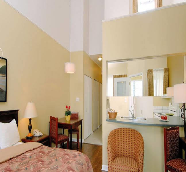 Robson Suites Ванкувер Экстерьер фото