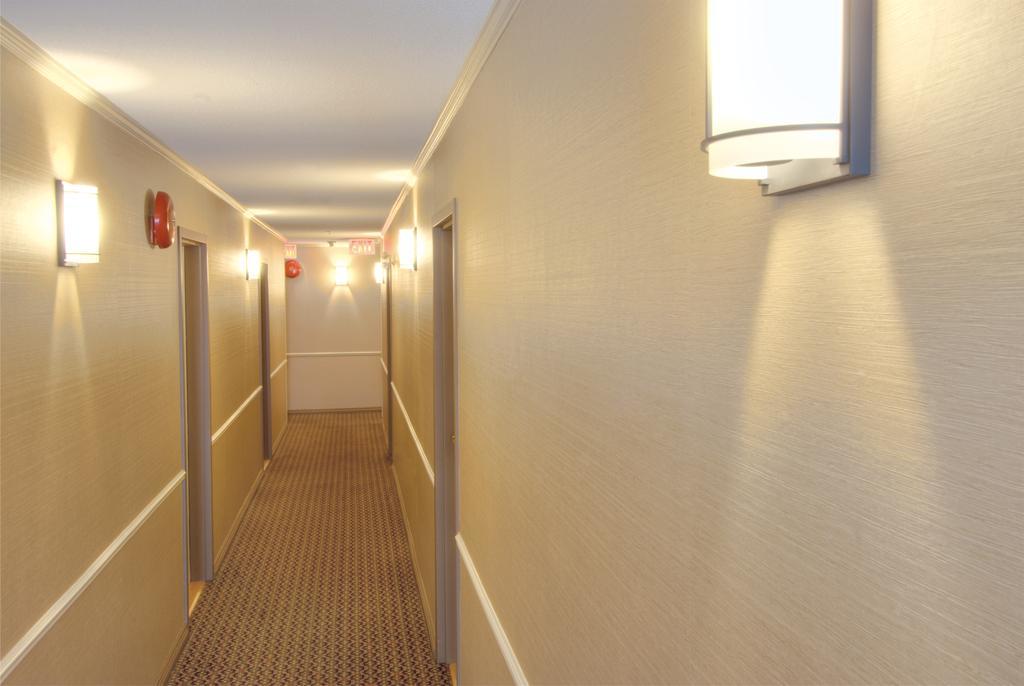Robson Suites Ванкувер Экстерьер фото